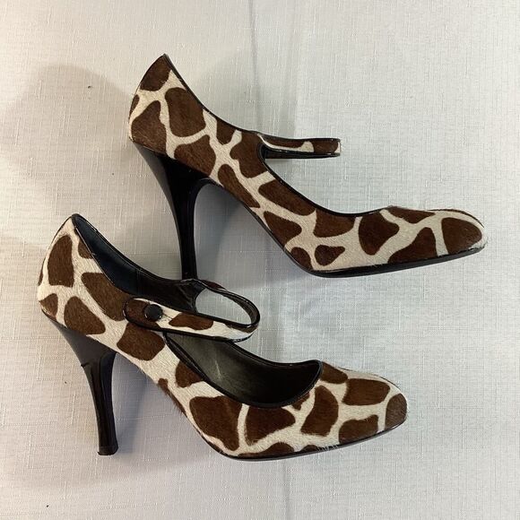 Paola Brown and Cream Pony Print Mary Jane Heels Size 8 - Picture 5 of 10